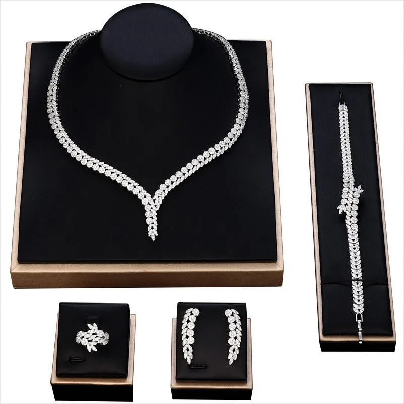 AAA Zircon Copper Micro Inlaid Full Stone Necklace Earrings Ring Bracelet Bridal Wedding Accessories Christmas Gift Jewelry Set
