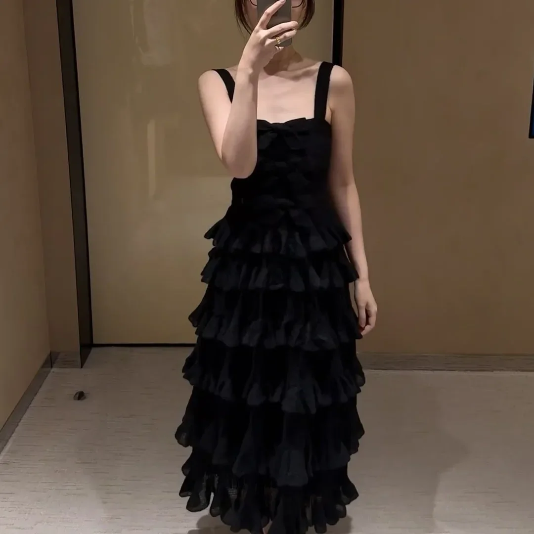 

Новое женское вязаное платье к Весеннему фестивалю 2026 года: высококачественное шерстяное, облегающее, элегантное, с многоярусной юбкой-тортом и оборками