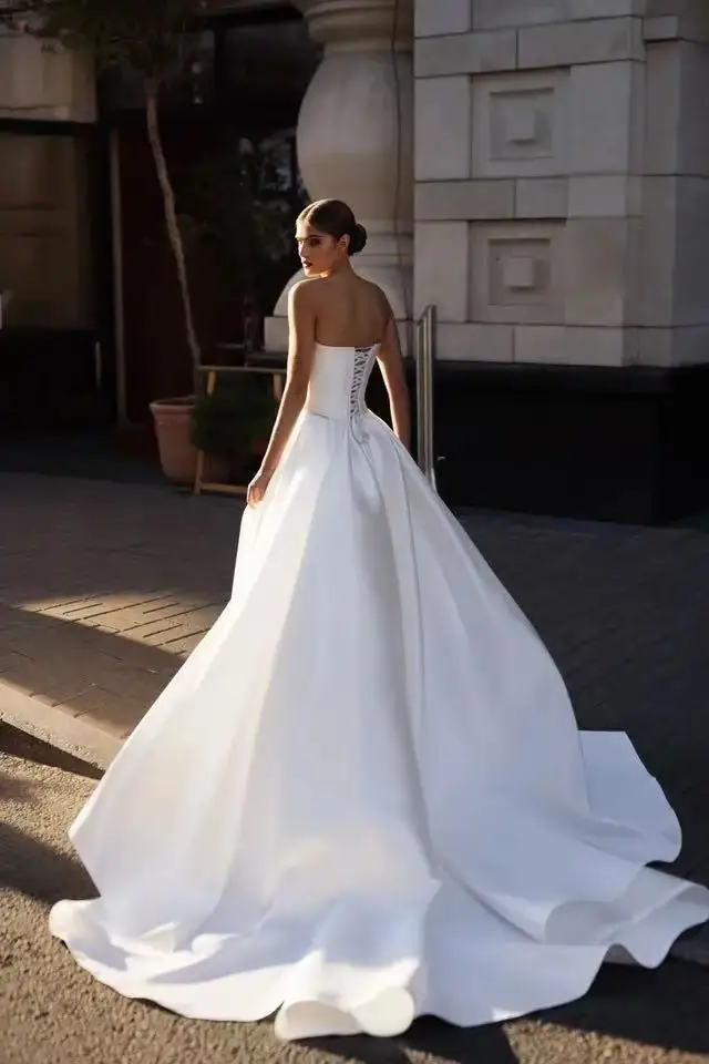 

High Quality Beaded Sweetheart Princess A Line Wedding Dresses Side Slit Sweep Train Custom Made 2024 Vestido De Noival