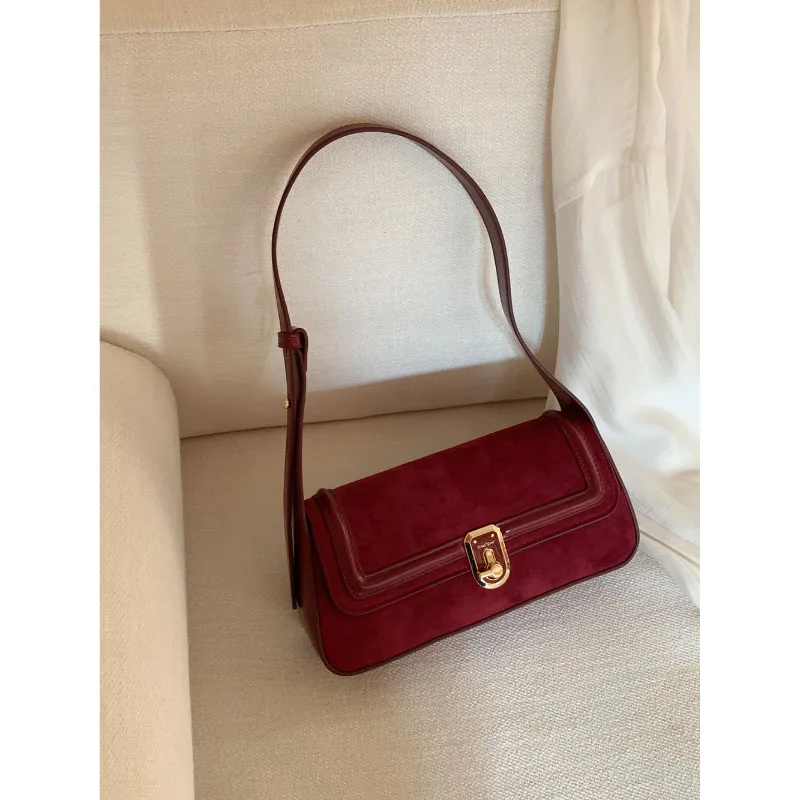 Velvet Vintage Wine Red Underarm Bag Design Sense High-End Fashion Women 2023 New Wedding Bag Texture Simple Square Shoulder Bag