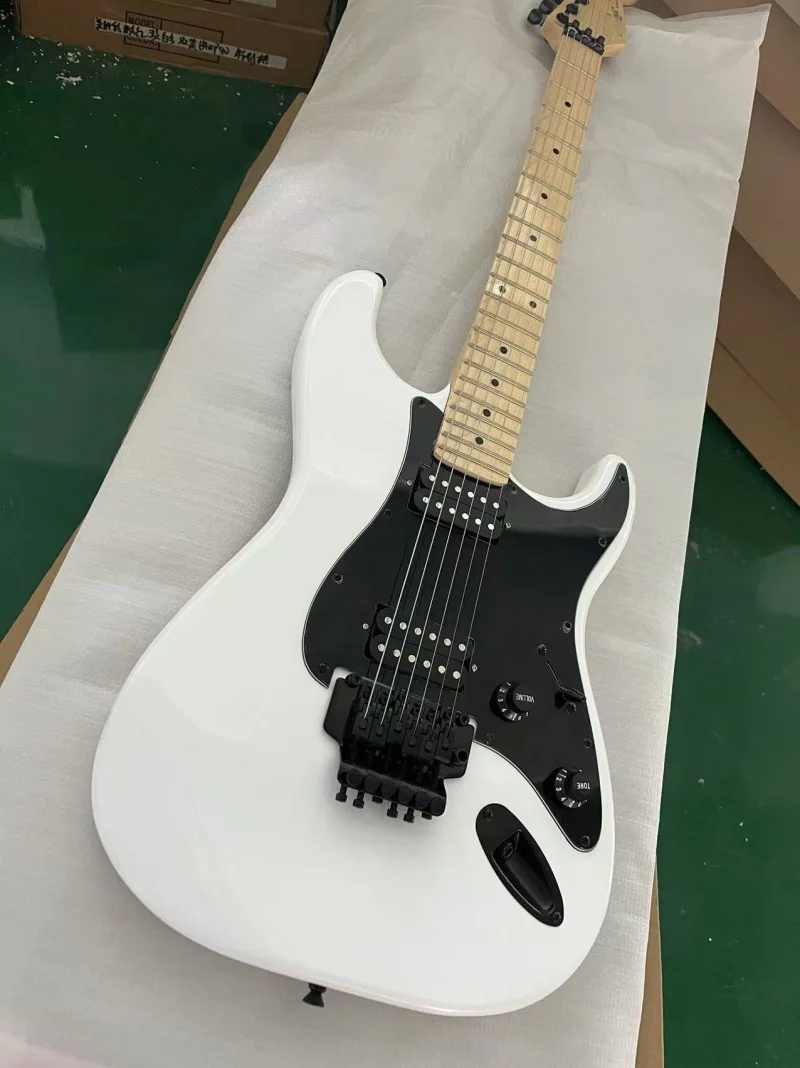 

High quality 6-string electric guitar，White body, natural neck，Black hardware，Floyd rose bridge,Free delivery