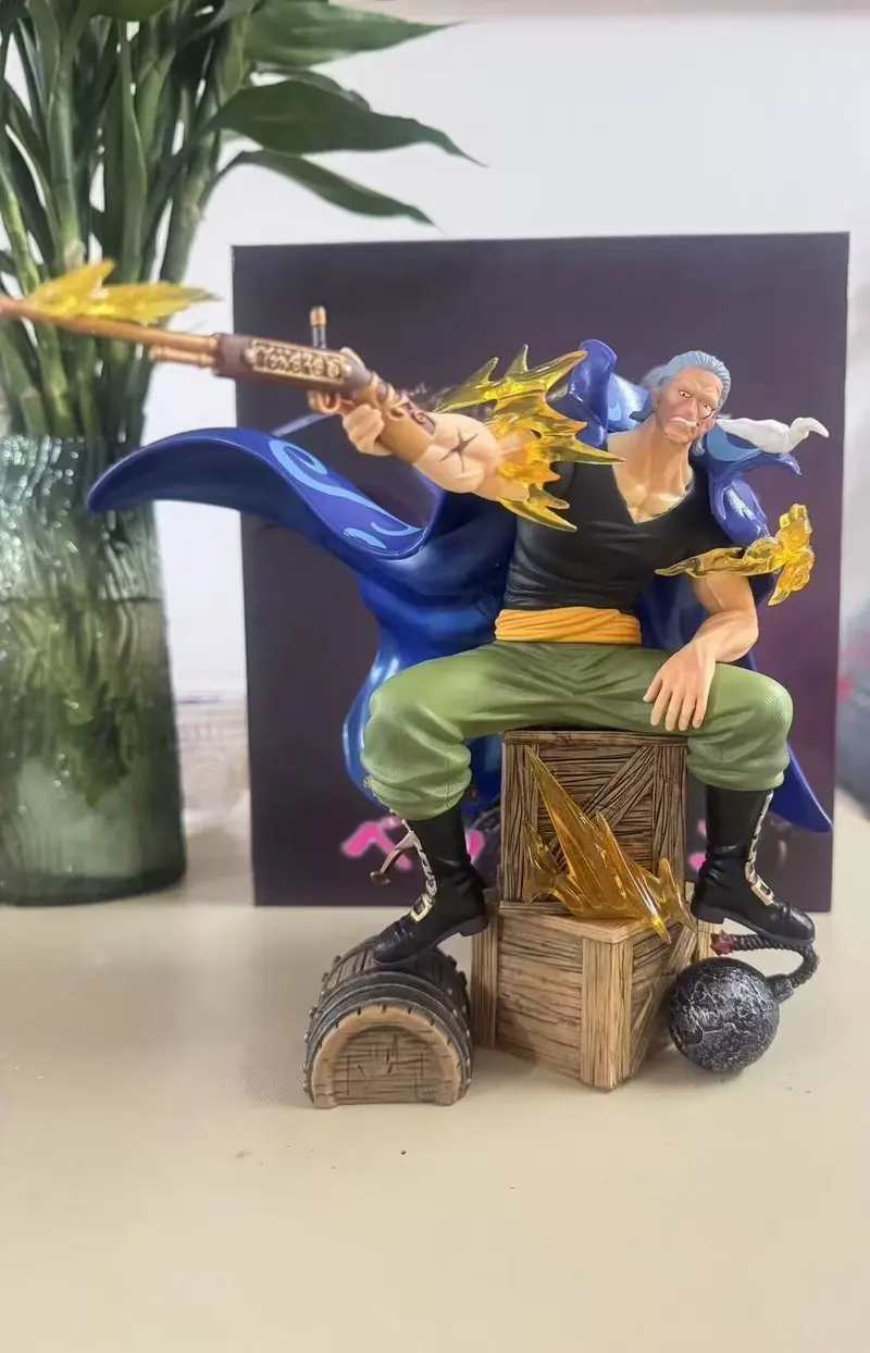 

Коллекционная фигурка из ПВХ: Крутой аниме-персонаж, сидящий на деревянной коробке, в боевой сцене. Изысканная скульптура, настольное украшение.