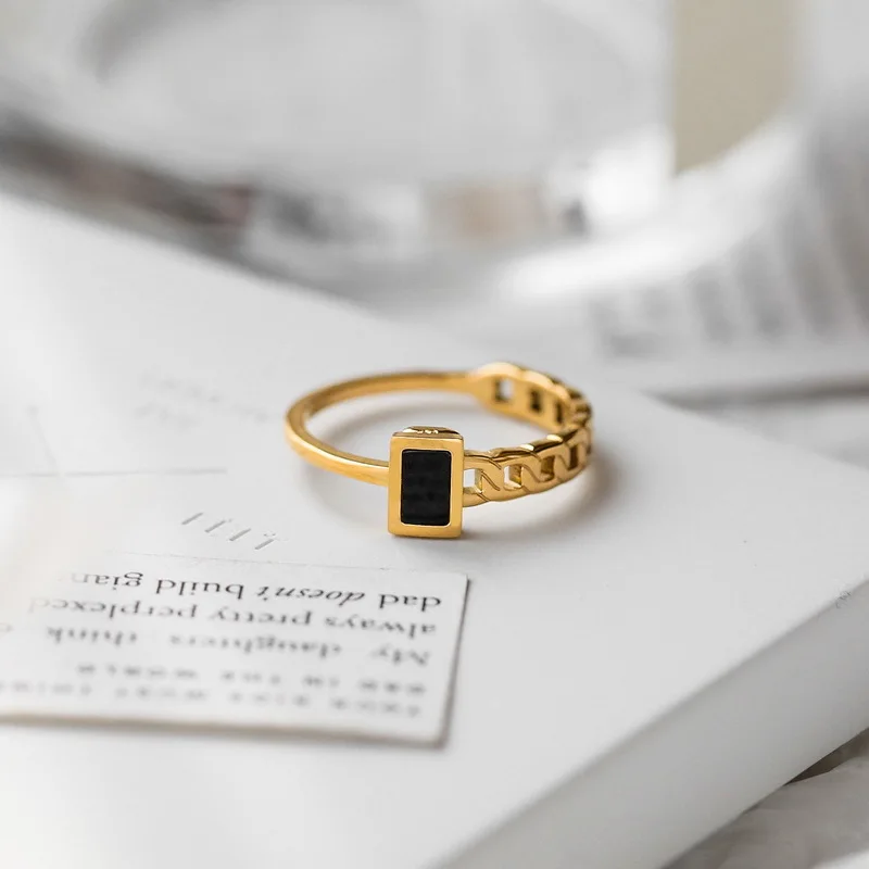 New Arrival Titanium Steel Senior Black Rectangular Chain Ring Female Not Fade Niche Design Personality Fashion Jewelry
