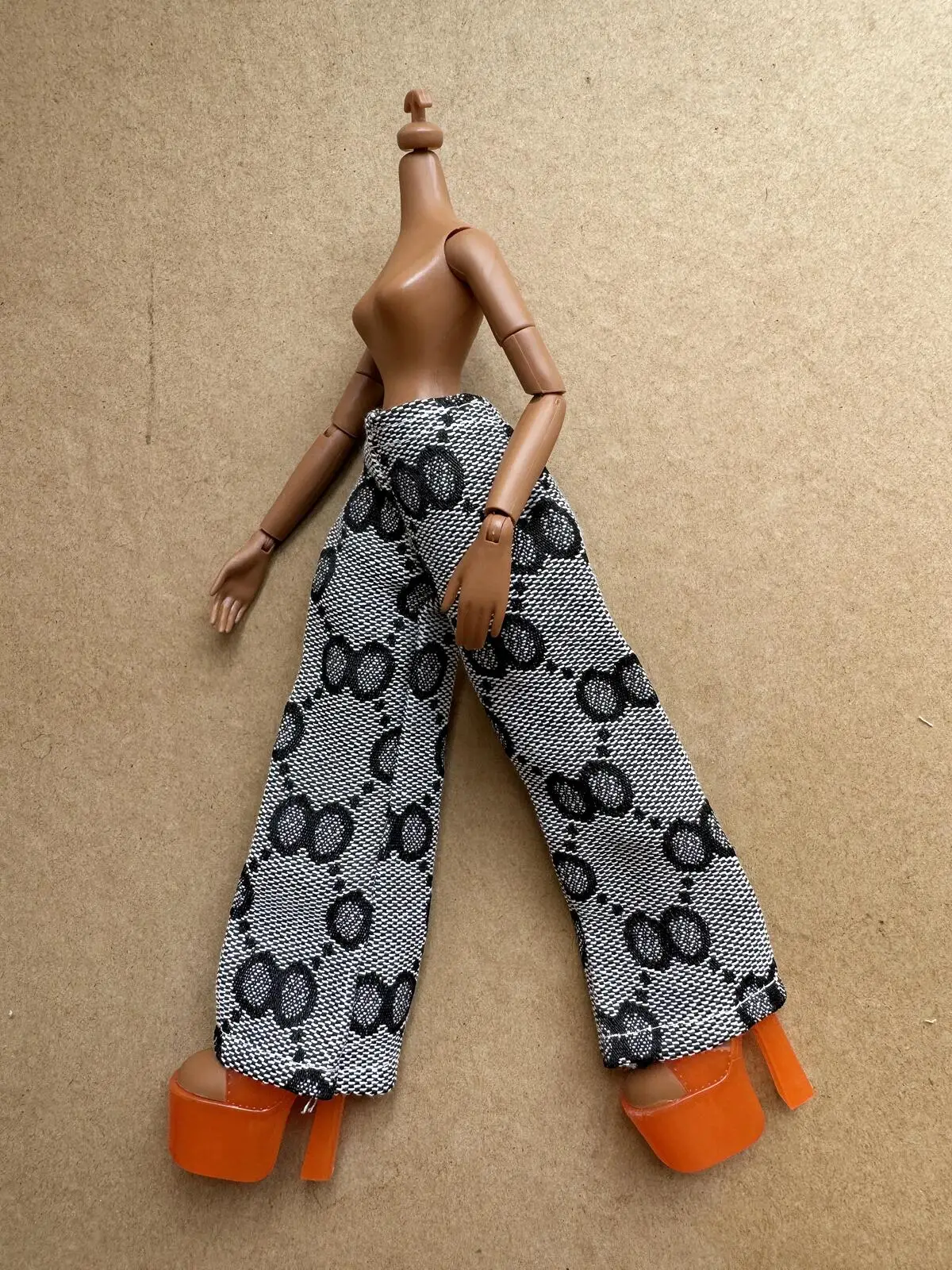 Vintage 1/6 Brasz Puppenhosen Zubehör Köpfe Sammlerstücke Puppenteile zum Individualisieren – Detail 8