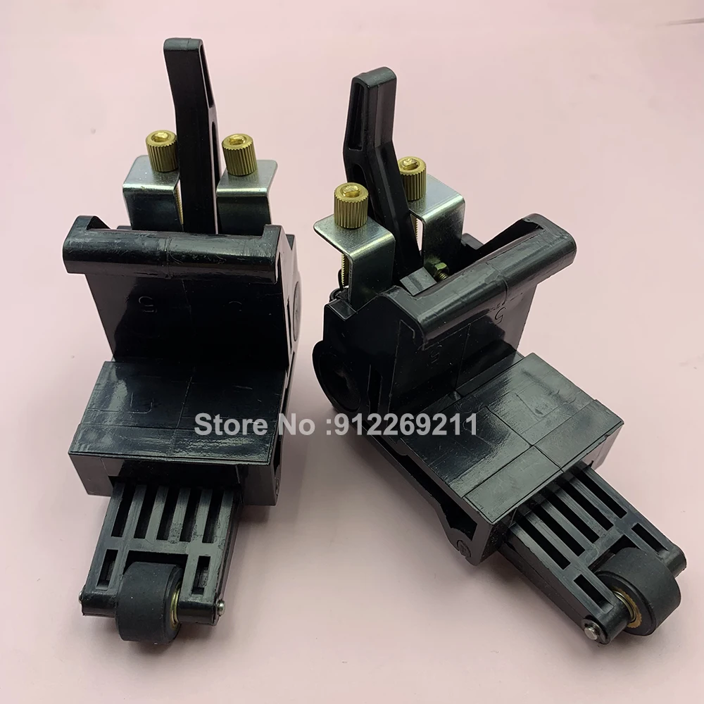 

2PCS Vinyl Cutter Cutting Plotter Paper Pressure Roller Assembly Rubber Pinch Roller Assy Component Frame for Liyu Machine