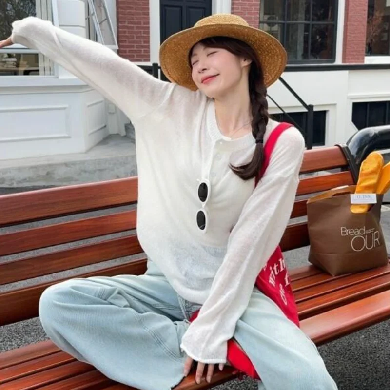 

Новая женская трикотажная футболка в корейском стиле с длинным рукавом, полуоткрытым воротником, однотонная, простая, свободного кроя, весенняя