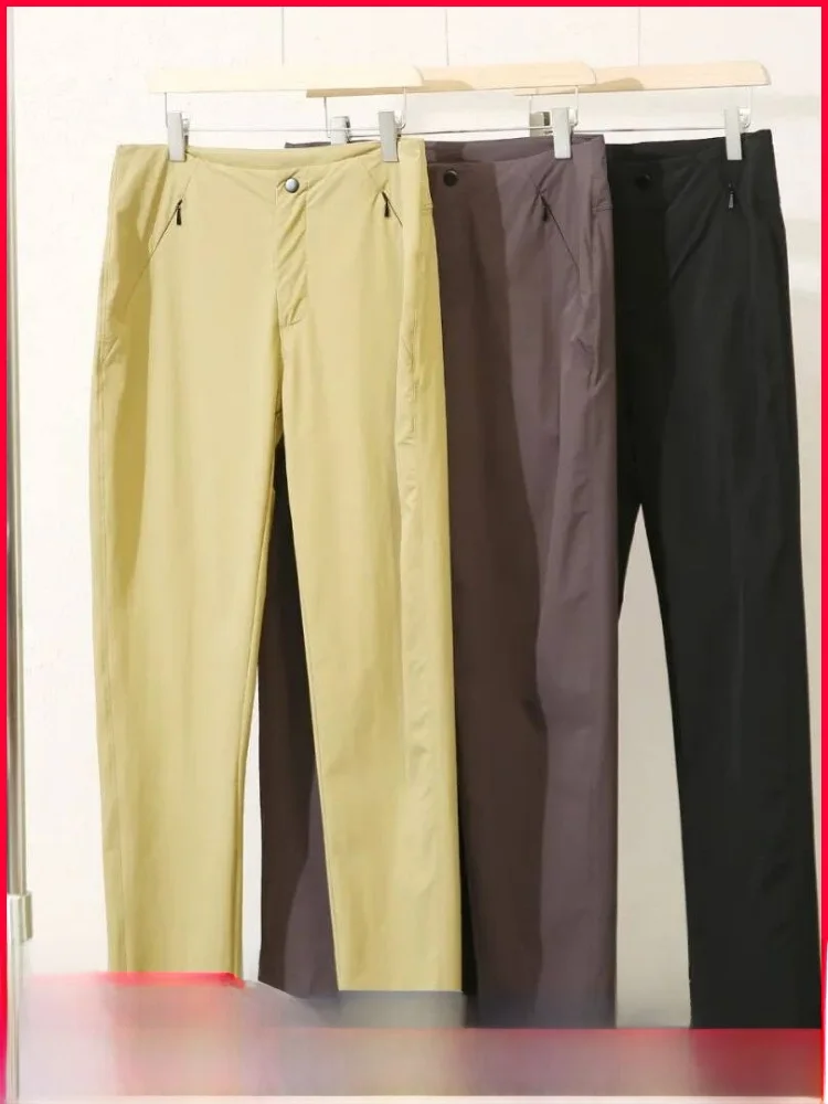 

Легкие дышащие летние повседневные брюки прямого кроя с технологичными кнопками-регуляторами, быстросохнущие, комфортные, мягкие, для активного отдыха