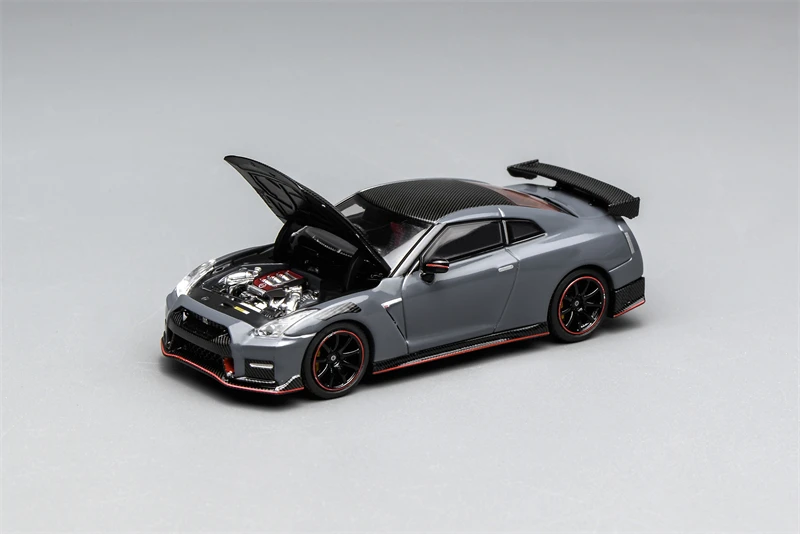 PreSale 1:64 R35 2022 Special Edition Stealth Gray / Vibrant Red Die-Cast Car Model Miniature Gifts