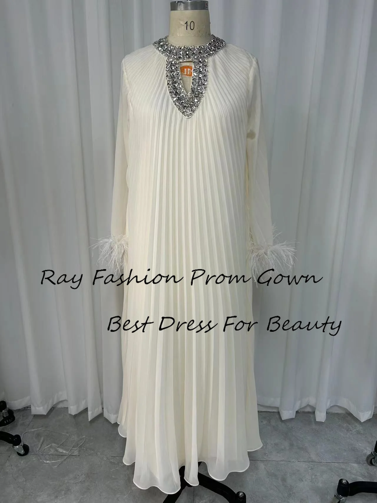 Ray Fashion A Line Evening Dress O Neck With Long Sleeves Tiered Crystal For Women Formal Occasion فساتين سهرة Saudi Arabia