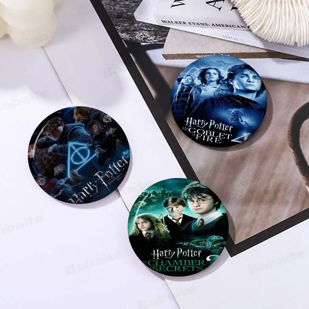 

Harries Potters Film Tinplate Pin Button Custom Anime Role Old-school Brooch Cartoon Collar Badge Jewelry Gift Fans