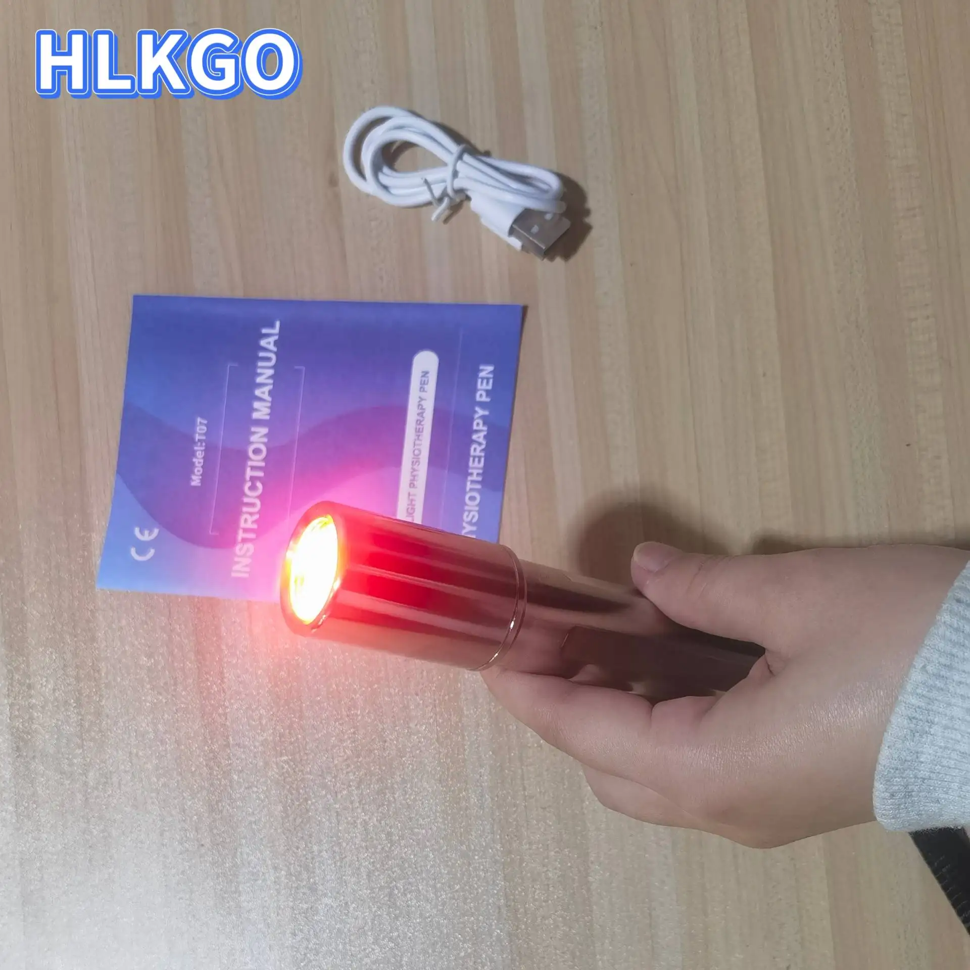 

Miniature Red Light Therapy Torch - 660nm/850nm Wavelengths for Body Pain Relief