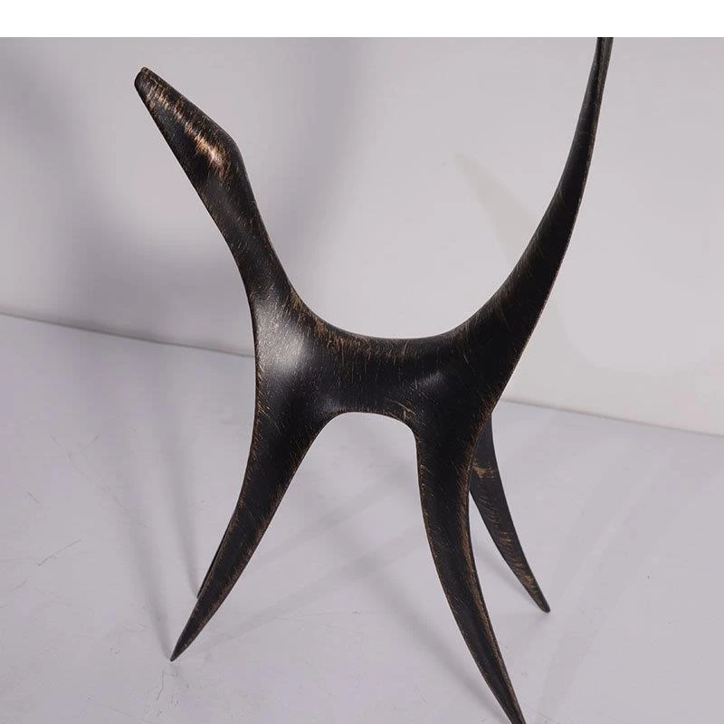 Abstract Cast Iron Animal Statue Minimalist Sculpture Desk Decoration Geometry Crafts Ornaments Modern Home Decor