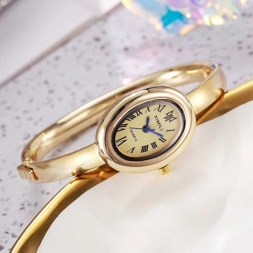 Vintage Oval Dial Bracelet Watch Elegant Luxury Quartz Watch Hidden Buckle Design Gift Wristwatch for Women