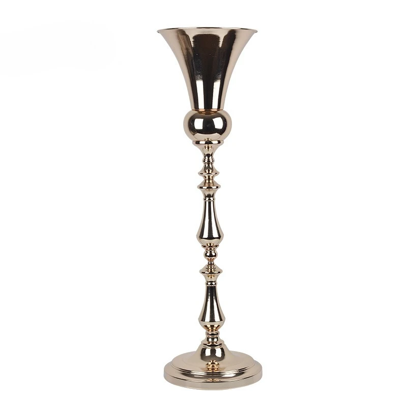 Creative European wedding supplies electroplated wrought iron road wedding arrangement golden flower utensils dining