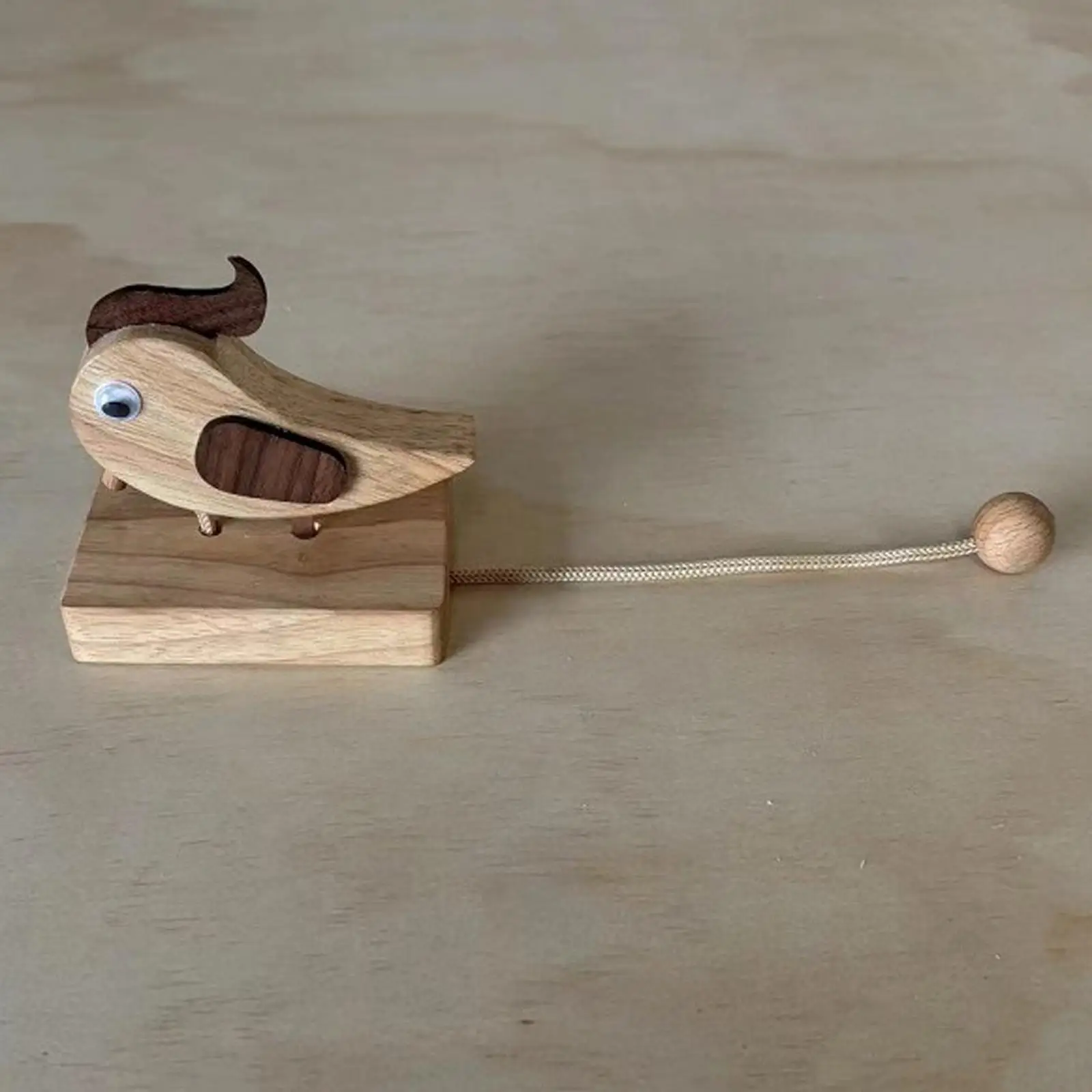 조기 교육용 목제 초인종, 입시 비즈니스, 딱따구리 문짝