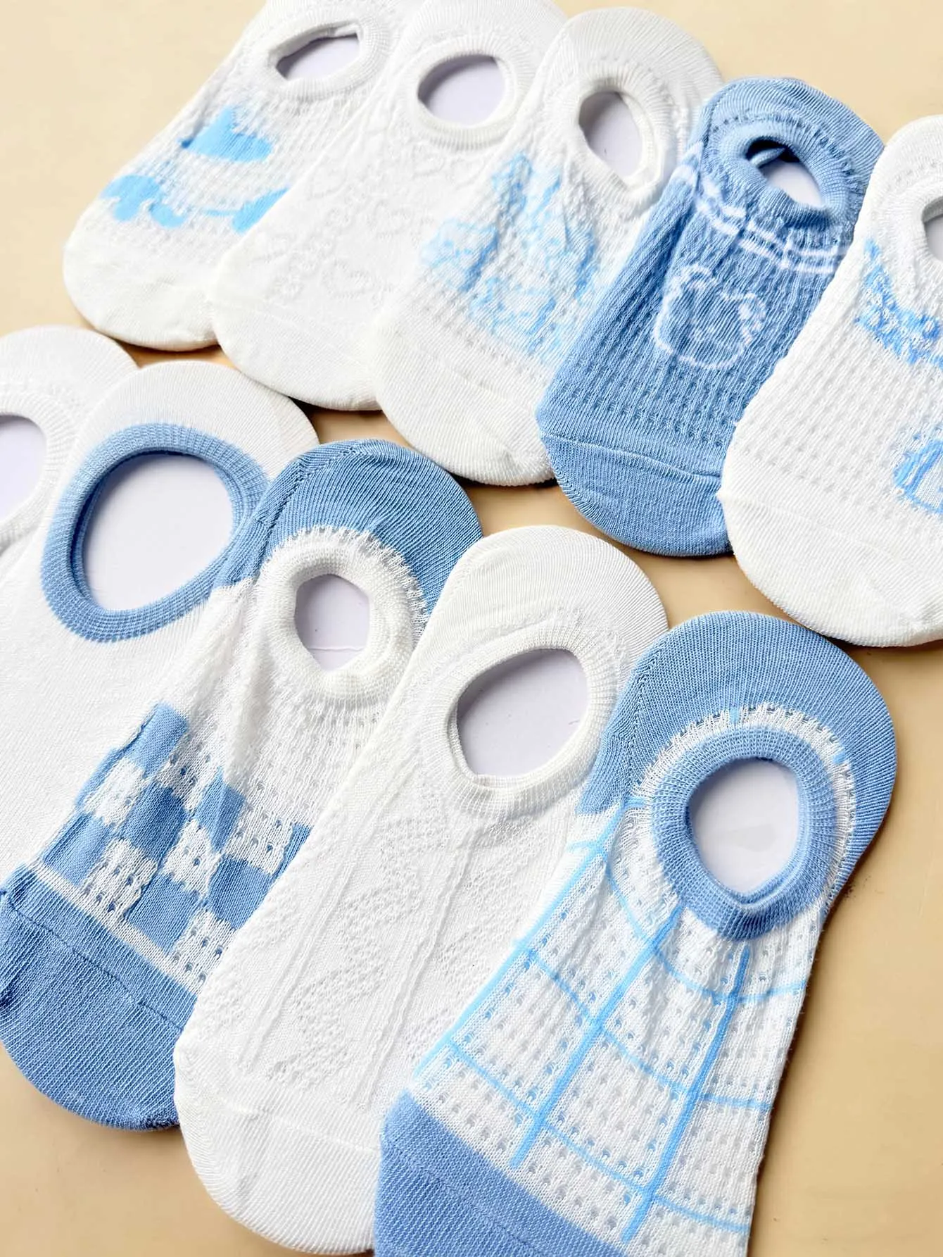 1/3/5/10/15/20 Pairs Random Fashion Casual Comfortable Invisible Socks