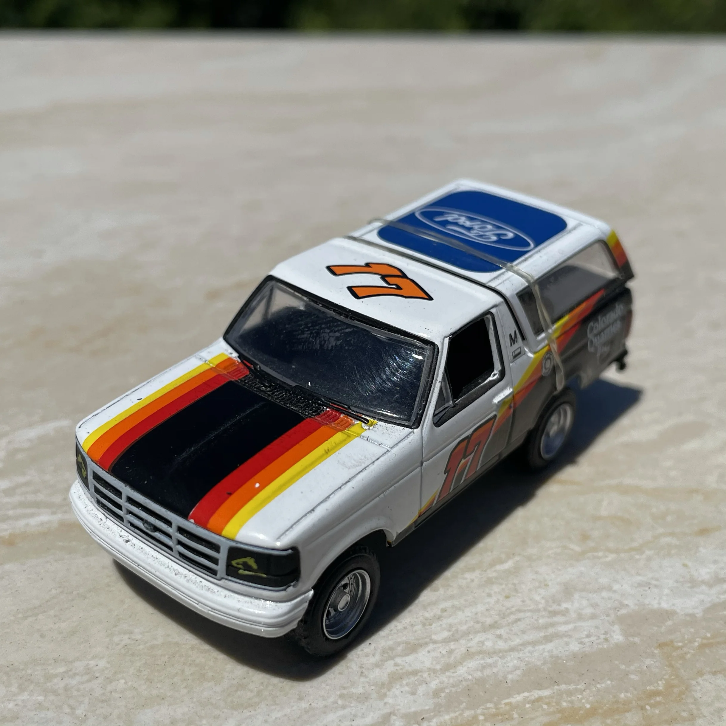 دييكاست 1:64 مقياس فورد ليمار SUV سبيكة سيارة نموذج تحصيل لعبة هدية تذكارية عرض حلية