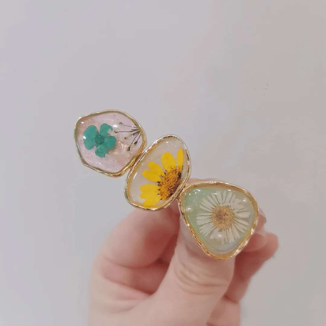 3176 Wholesale 1/5/10pcs Handmade Dried Flower Hair Clips Duckbill Clips Vintage Style Artistic Plant Specimen Hair Accessories