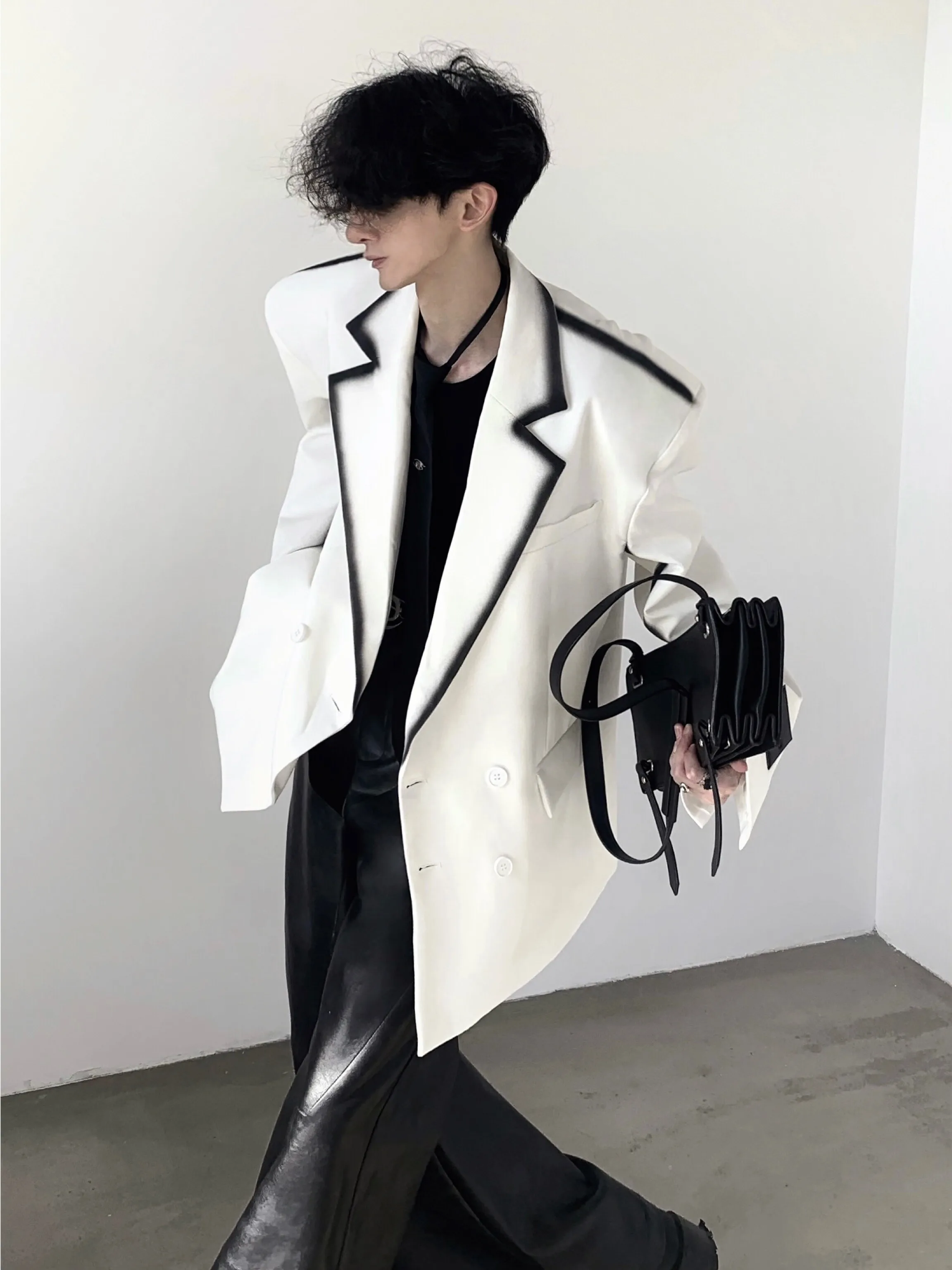 Men's 2024 Autumn Black White Contrast Color Suit Jackets Men's High-end Loose Shoulder Padded Trendy Long-sleeve Suit Jacket