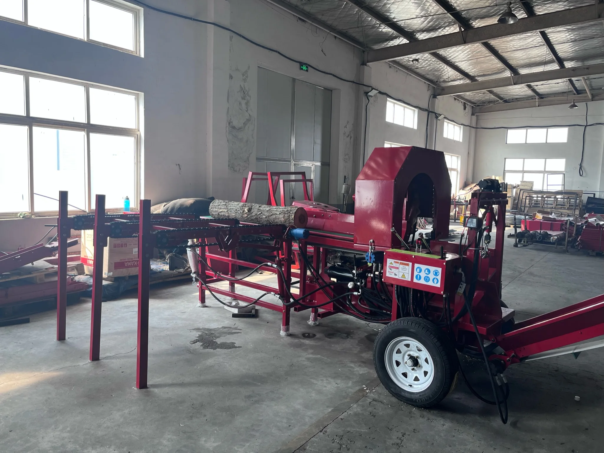 Factory Outlet 600mm Firewood Processor Equipment Farm Tree Portable Hydraulic Log Splitter Wood Cutting Splitting Machine Sale