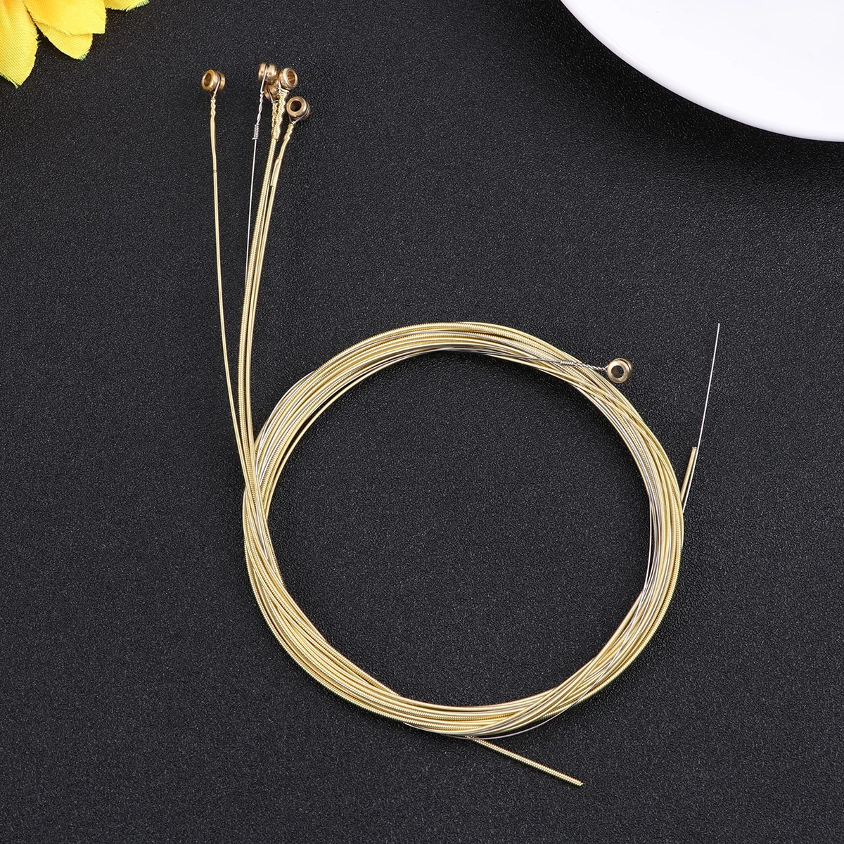 

Acoustic Brass Guitar Steel Strings Bright Long Lasting Tone Anti-Rust Coated Hollow Bead Head Music Instrument Parts