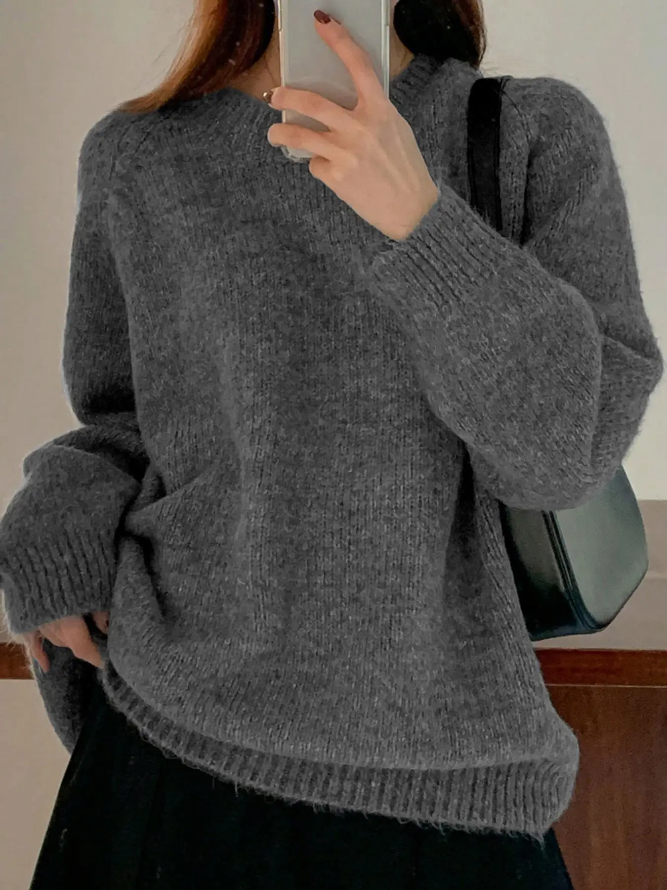เสื้อสวมหัวผ้าวูลแขนยาวคอกลมสีพื้นเรียบง่ายหลวมๆ ใส่สบายและทันสมัยสำหรับผู้หญิง