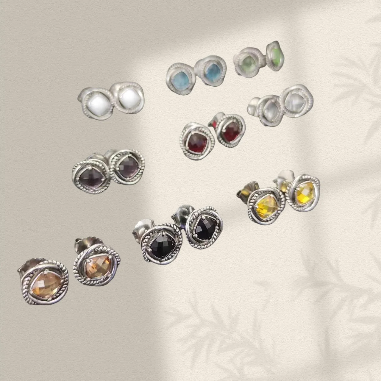 

YK2025 new color square diamond stud earrings, fashionable and versatile, luxurious and high-end gift