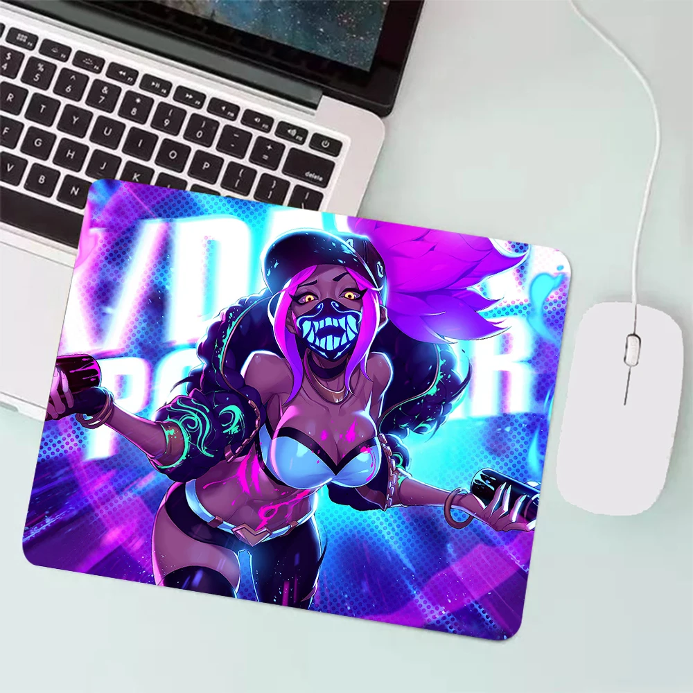 League of ATIONS End KDA Akali Petit tapis de souris de jeu, PC Gamer, clavier, sous-souris d'ordinateur, bureau, polymères, tapis d'ordinateur portable, Anime Maus