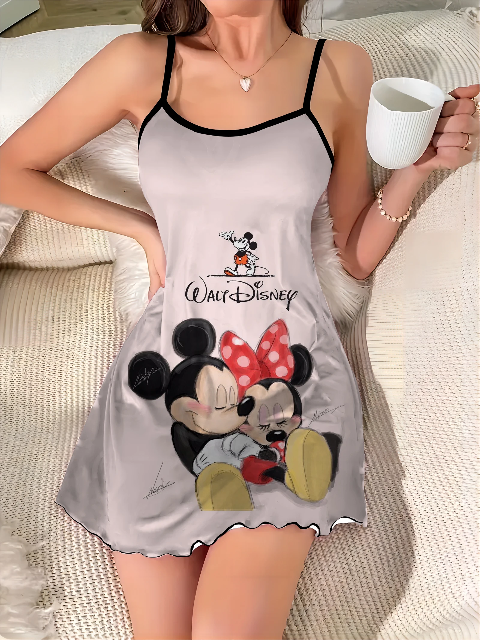 

Lettuce Trim Mickey Slip Dress Pajama Skirt Elegant Dresses for Women Satin Surface Disney Minnie Mouse Crew Neck Chic Mini Sexy