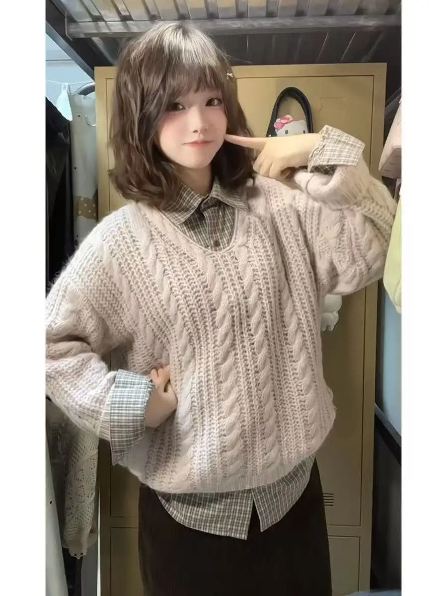 

Женский вязаный комплект для ранней осени: свитер и рубашка в клетку с длинным рукавом, стандартный крой, средней толщины