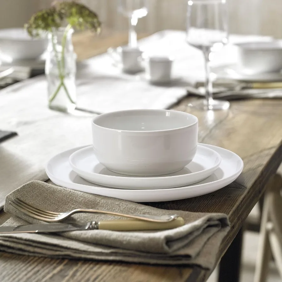 

12 Pieces Porcelain Dinnerware Set for Modern Dining: Elegant White Serving Plates and Bowls Set Premium Chip and Scratch Resis