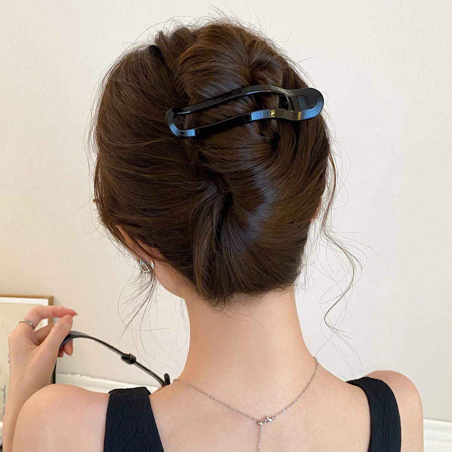 

Acrylic Large Duckbill Clip High Hair Volume Back of The Head Ponytail Clip Woemn Girls Simple Elegant Hair Styling Accessories