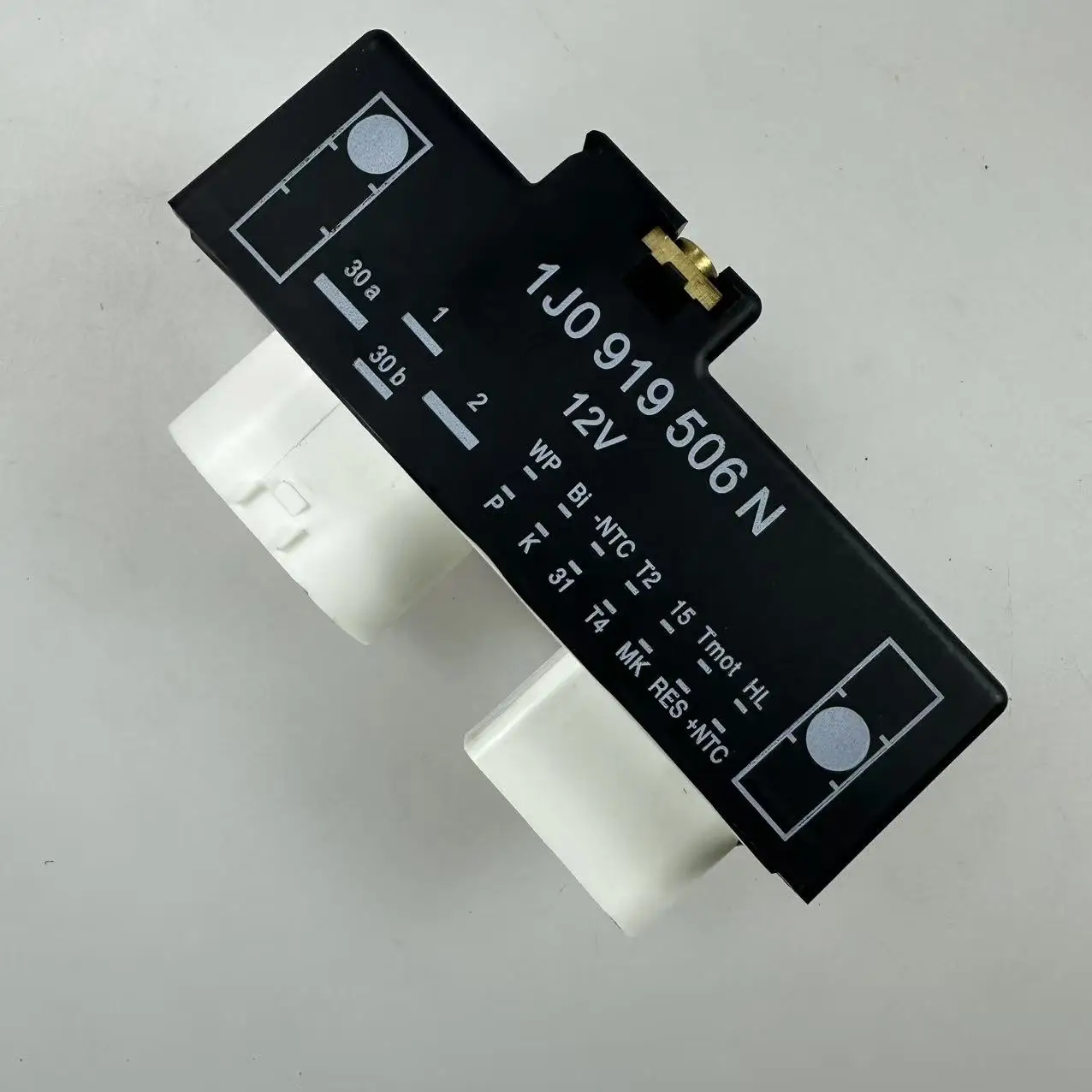 

Cooling Fan Control Unit Radiator Fan Relay Module For VW Golf MK4 Jetta Bora Passat Beetle Audi TT 1J0919506N 1J0-919-506N