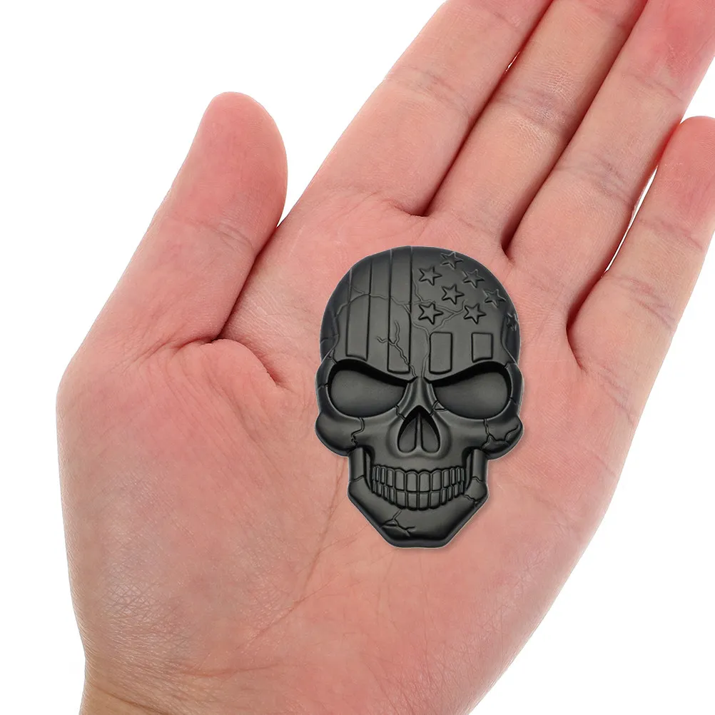 

1Pcs 3D Car Emblem Zinc Alloy Skull Design Sticker for Vehicle Bumper Trunk Door Bonnet Outdoor Indoor Use Stylish Modern Badge