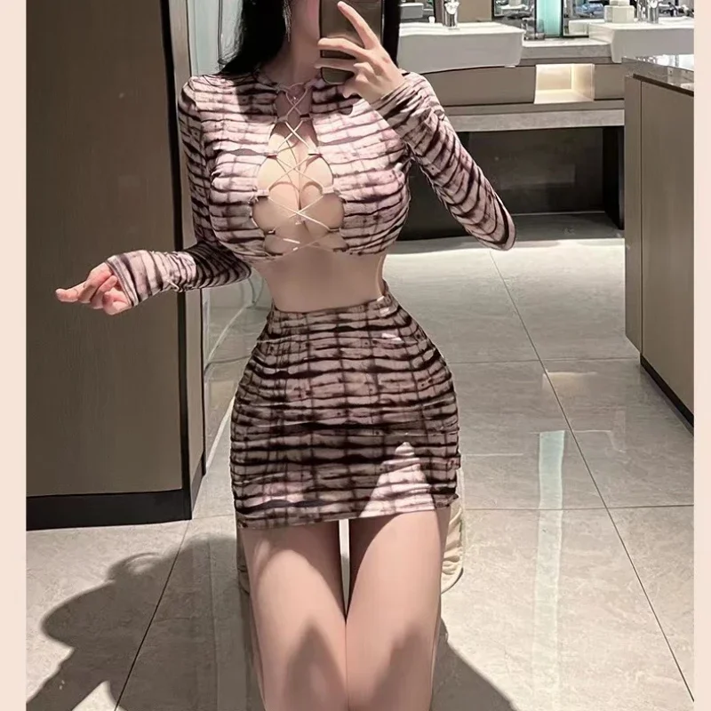 

Sexy Print Long Sleeve Cross Strap Temptation Wrap Hip Spicy Girl Mature Chest Wrapping Dress Women Short Serpentine New