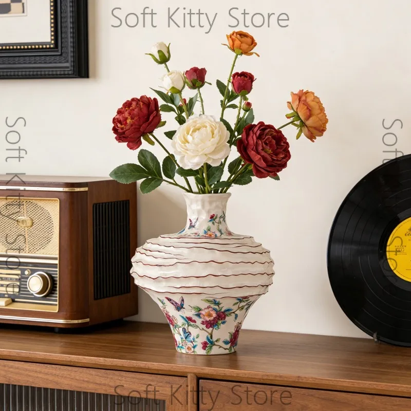 Medieval style ceramic vase flower arrangement advanced sense wabi sabi new Chinese style homestay