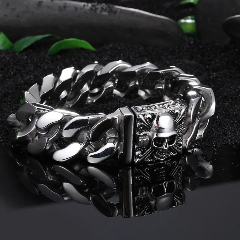 

20mm Big and Heavy Chunky Cuban Chain Bracelet Men With Devil Ghost Skull Charm Vintage Magical Jewelry Best Gift For Friends