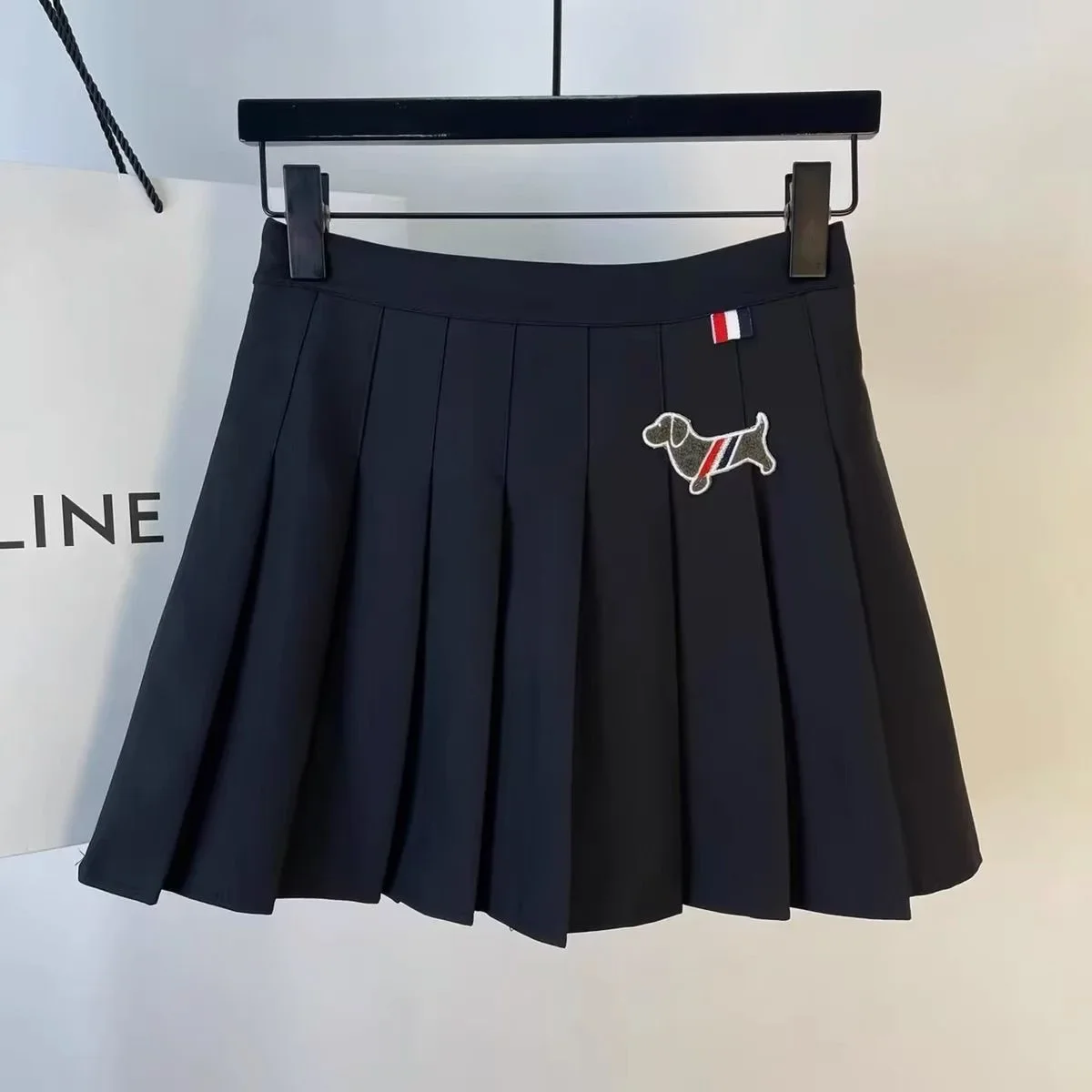 Coreano autêntico terno saia feminina golfe wear 2024 outono esportes mini saia moda bordado saia plissada roupas de golfe feminino