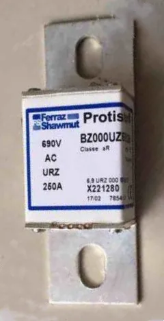 

Fuse: BZ000UZ69V250 690VAC URZ 250A 6,9 URZ 000 BS88Z/250 X221280 / BZ000UB69V315 Z221282 / BZ2000UZ50V800 P330201 aR