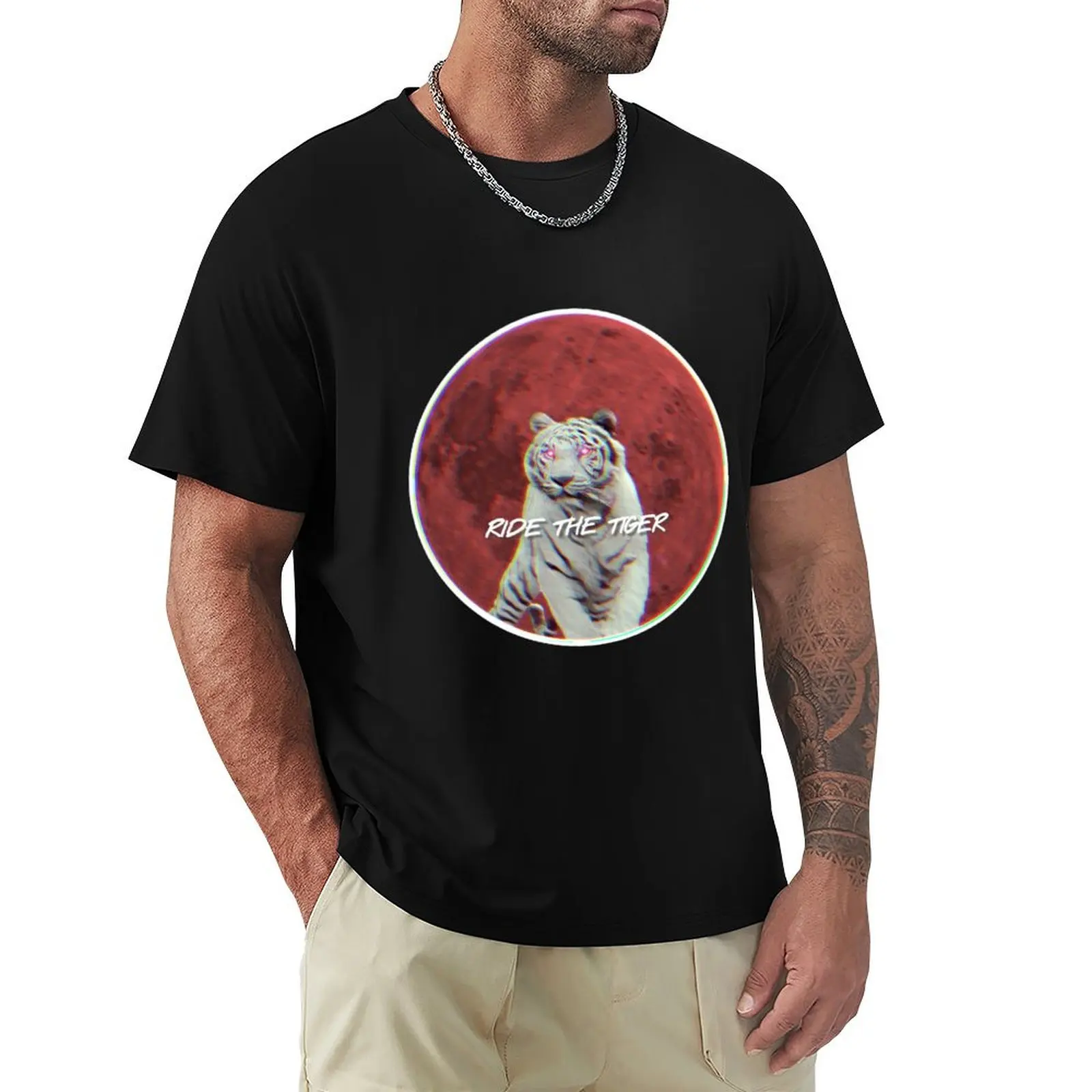 

Riding the tiger T-Shirt Basic Plain Tee for Spring and Summer