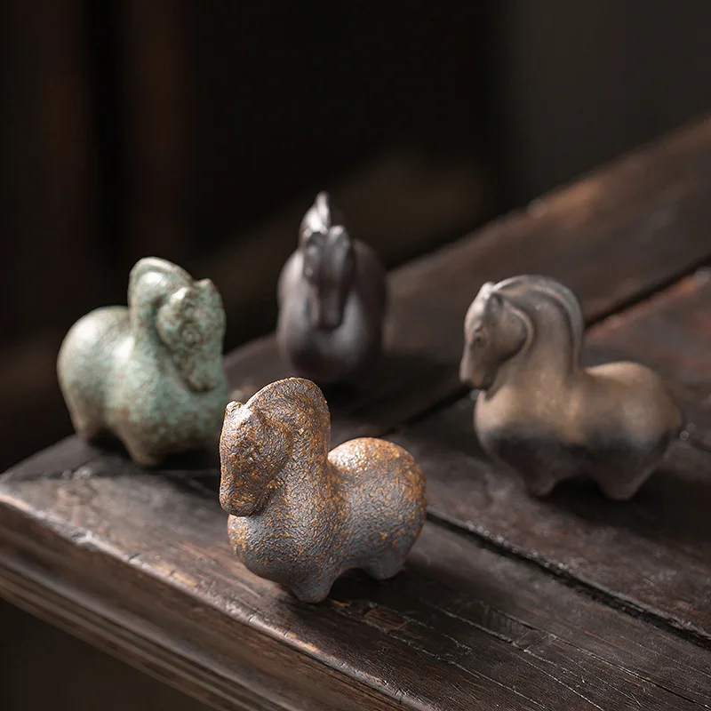 Coarse Pottery Kiln-Transformed Tang Horse Small Tea Pet Ornament Can Be Cultivated for Zen Decoration