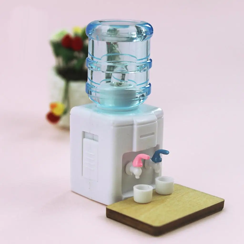 Distributeur d'eau pour maison de poupée, échelle 1/12, jouets pour enfants, accessoires de détective: 12 poupées,