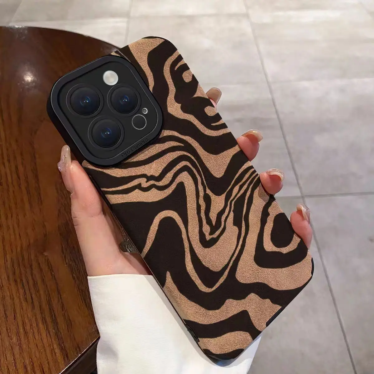 Fashion Wrinkled Zebra Silicone Leather Case For iPhone 14 16 13 15 Pro Max Plus 11 12 Mini X XS XR SE 7 8 Matte Soft Full Cover