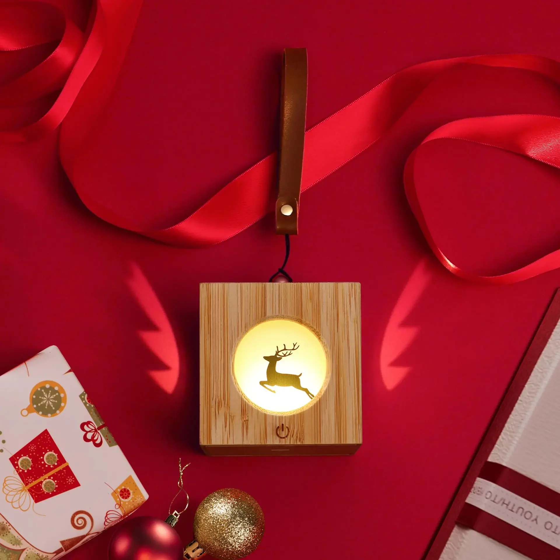 New Festival Night Light Deer-Shaped Christmas Gift Wooden Projection Ambience Light Rechargeable RGB Colorful Light