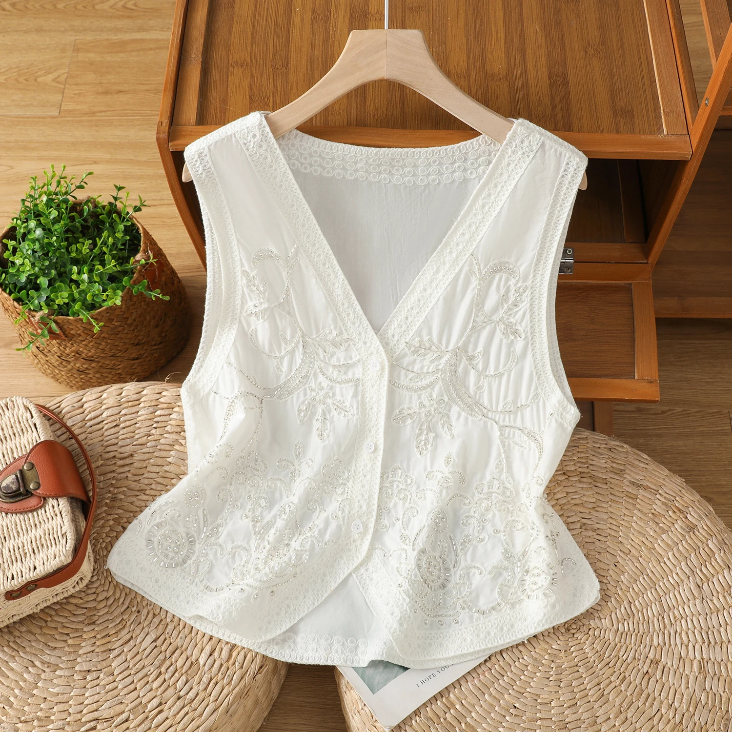 

High-End Heavy-Du Beaded Embroidery Women's Vest New Sle Lyocell European Cargo ort Top Ladies Jaet Summer Faion