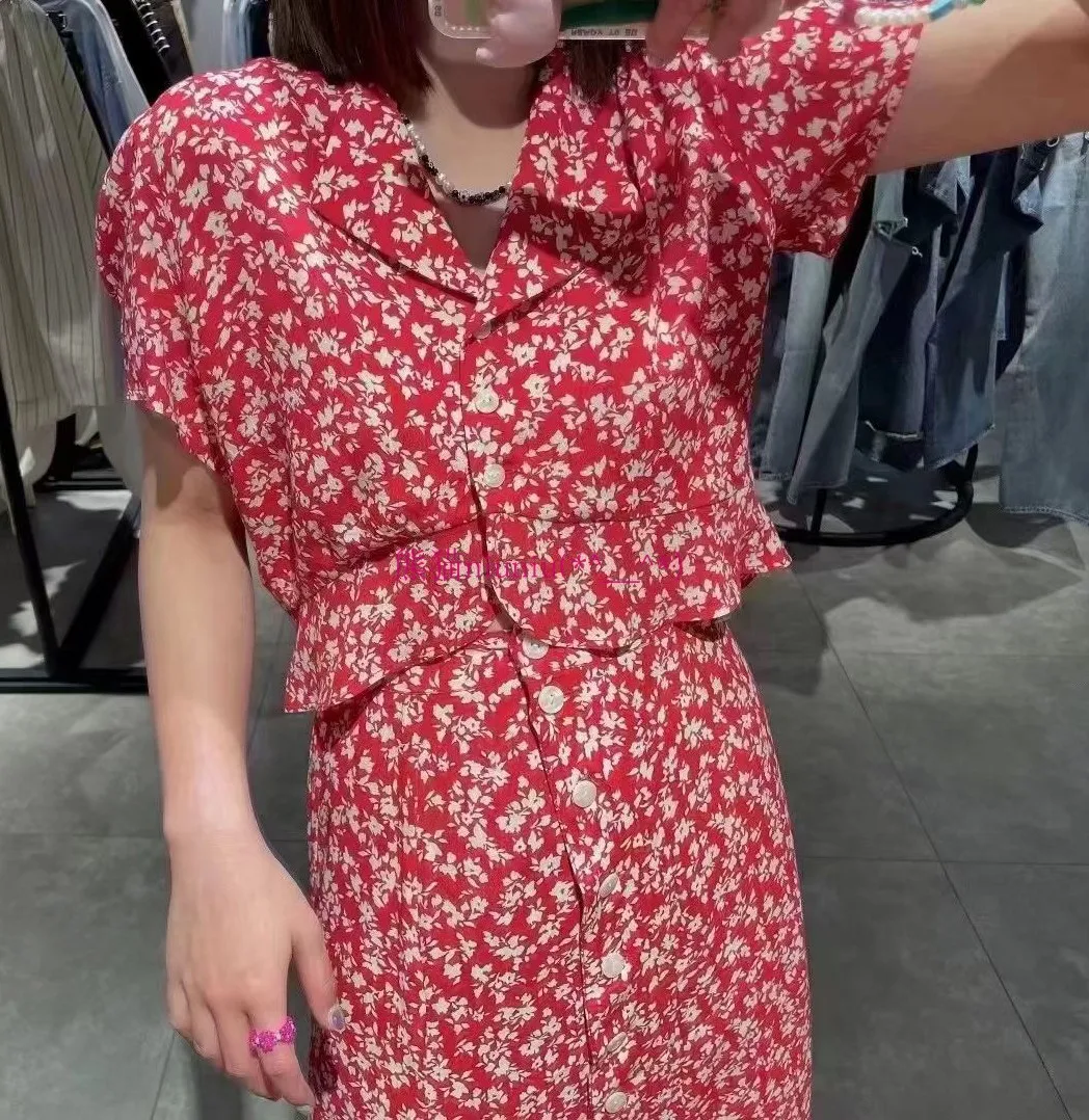 

M-Home Sweet Floral V-Neck Single Button Short Sleeve Shirt Japanese Style Bittergourd Shape Design Summer Fashion Ladi...