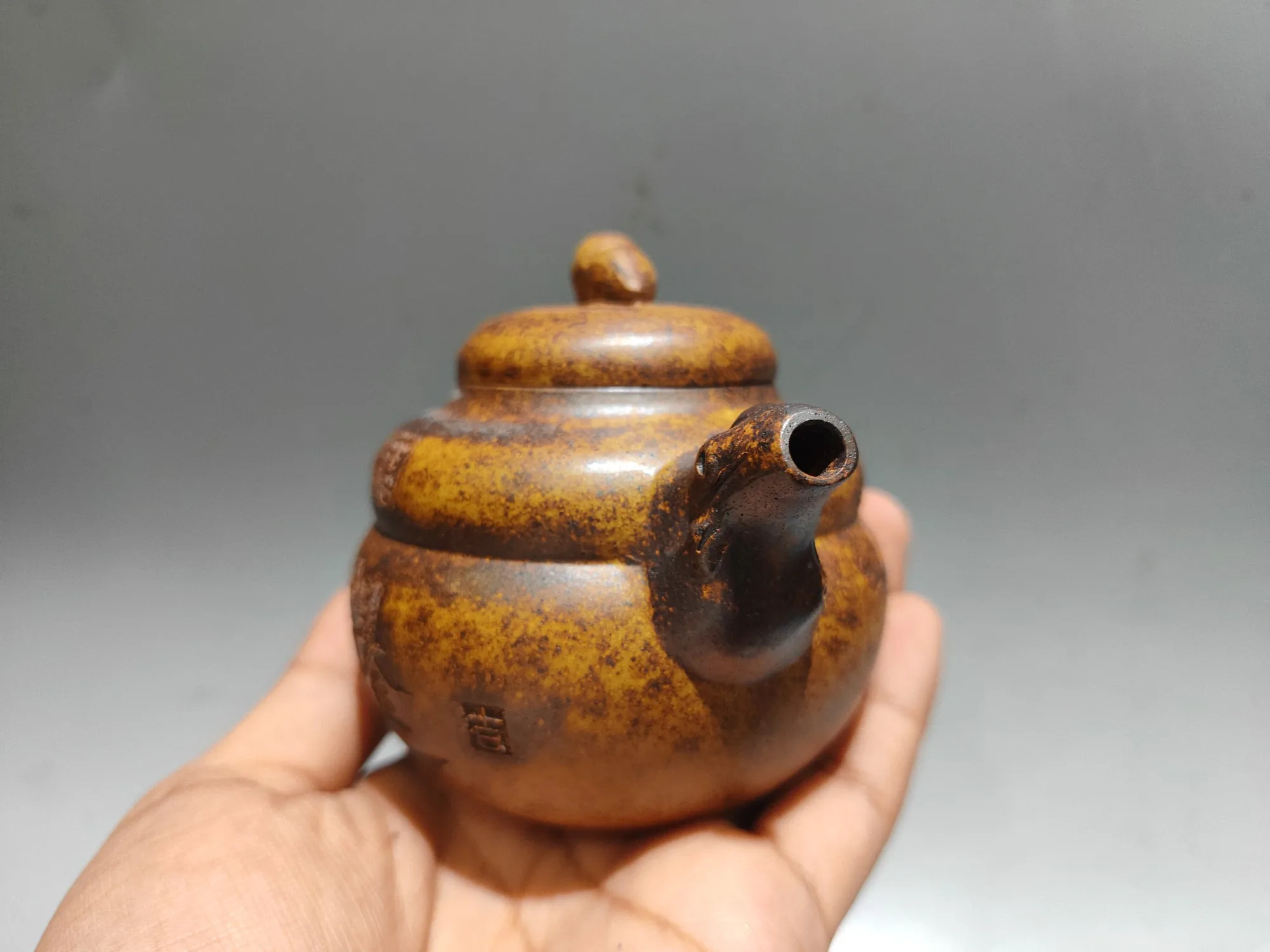 Yixing Purple Clay Pot Gourd, melon and vine pattern Golden gourd pot Gourd shaped pot teapot Kettle Teapot Flagon