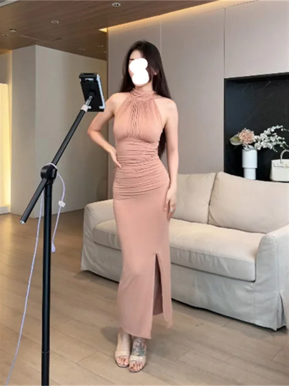 Amerikanisches Retro-Side-Split-ärmelloses lila Neckholder-Bodycon-Kleid für Frauen Nische Sexy schulterfreies rosa Kleid Party-Abendkleid