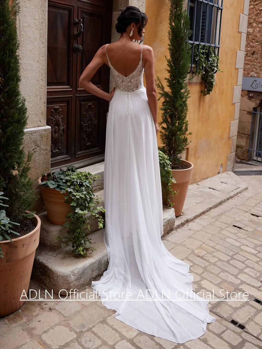 Sexy Boho Wedding Dress Chiffon Bridal Gown Customized Spaghetti Straps V Neck Sparkling Applique Bride Dresses Robe Mariee