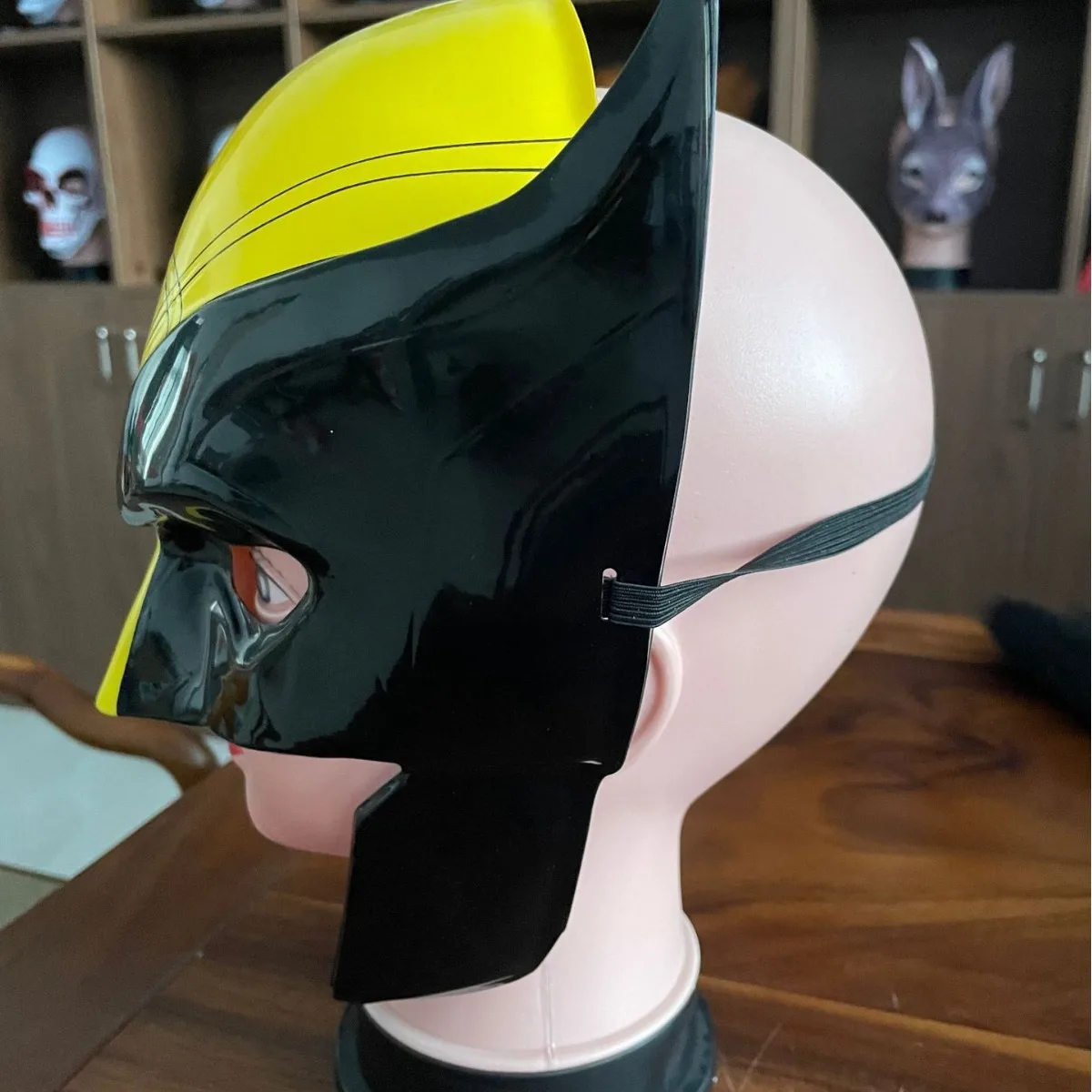 Masque d'Halloween Deadpool Avengers, ensemble de tête de Wolverine, casque en PVC jaune, accessoire de bricolage, cadeau d'anniversaire pour homme, 2024